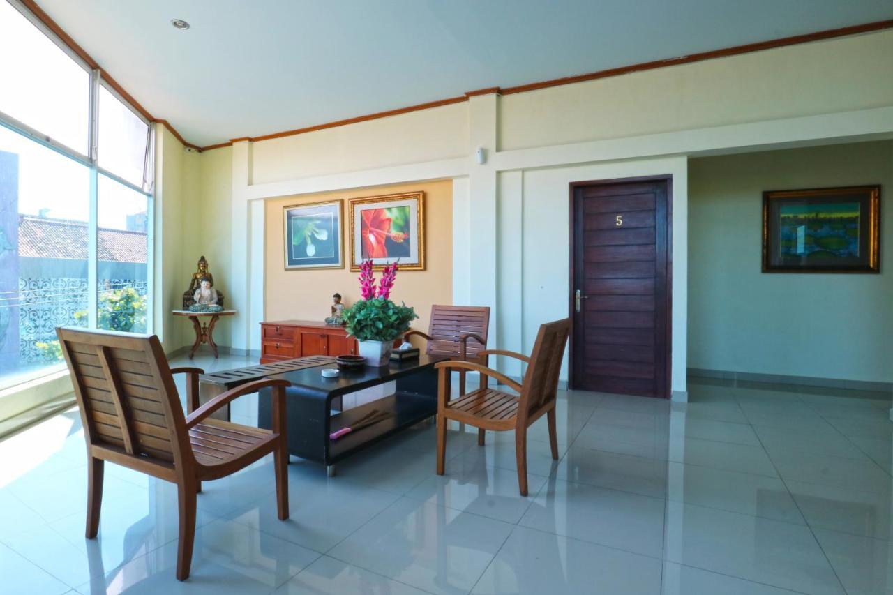 Prima Inn Kuta Lombok Exterior foto